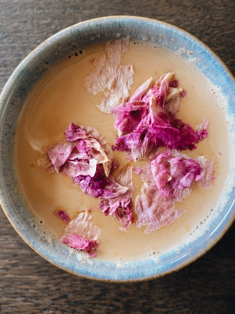 rose chai latte featured image