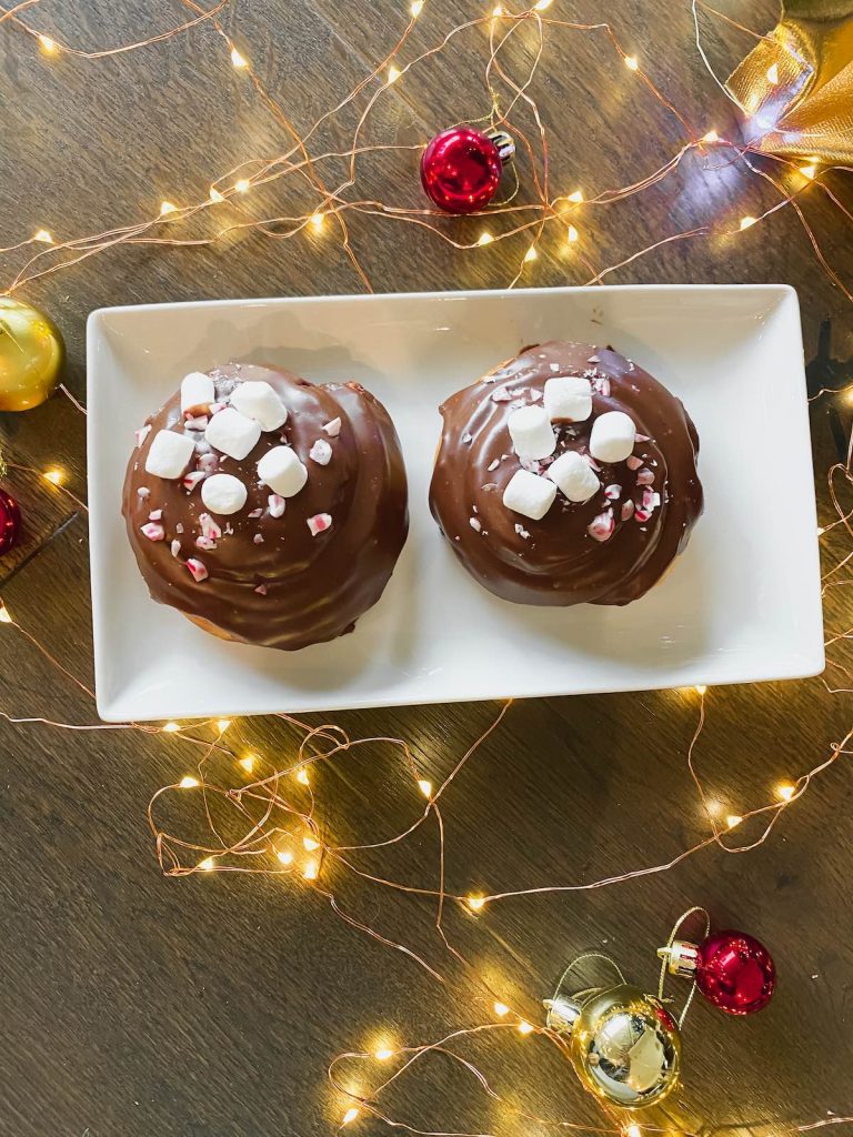 cardamom hot chocolate icing 