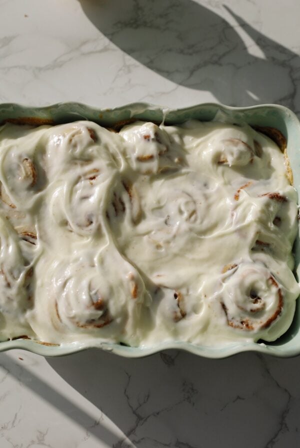 homemade cinnamon rolls homepage image