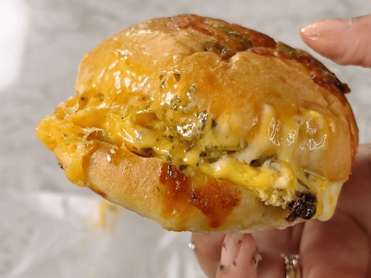 Easy Freezer Breakfast Sandwiches (in 30 Mins!)