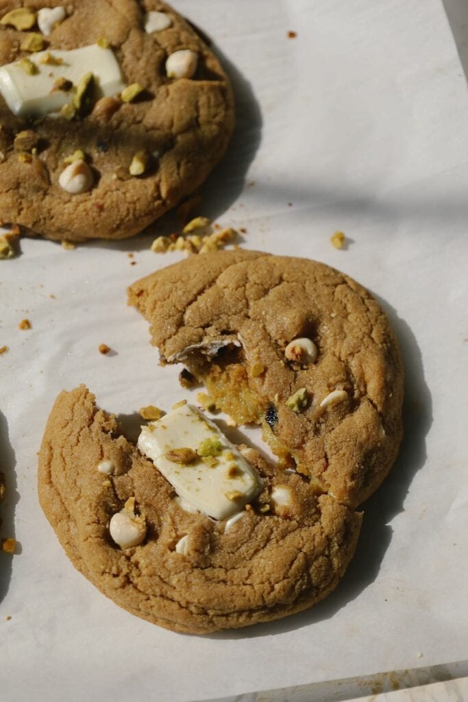 pistachio cookie