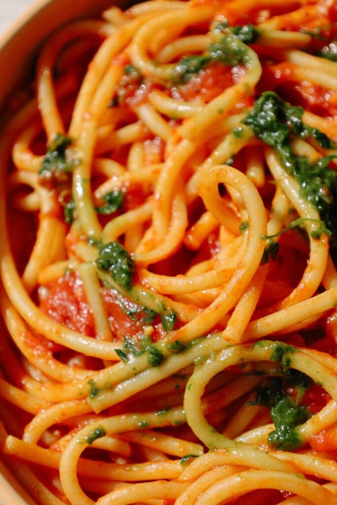 pasta pomodoro close up