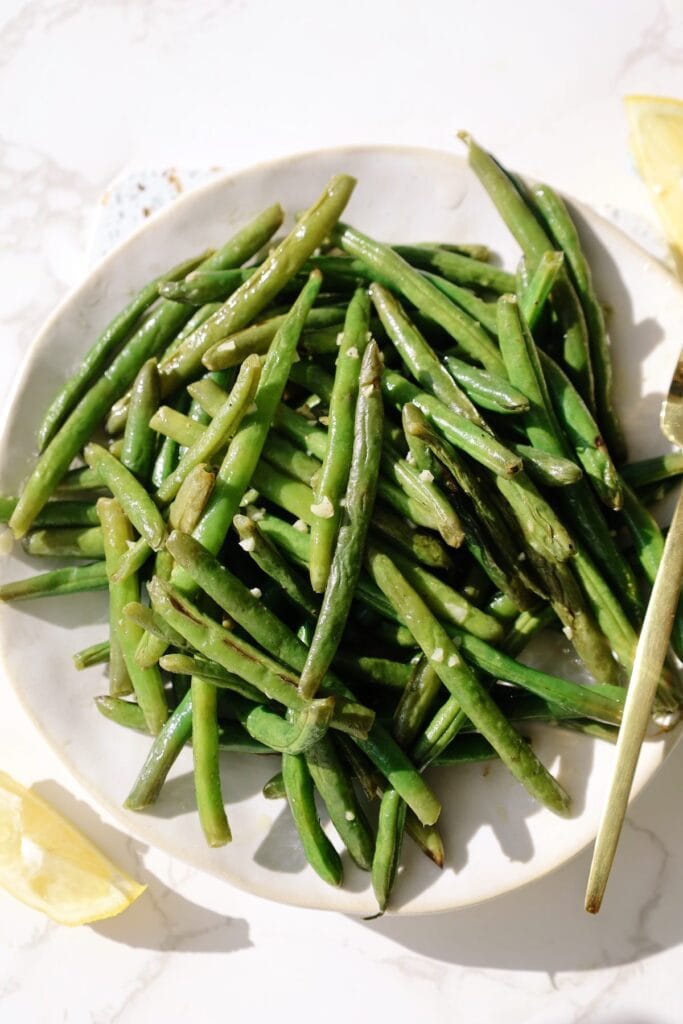 air fryer green beans close up