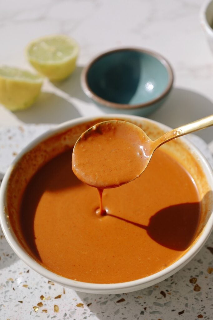 thai peanut sauce drip