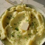 garlic mashed potatoes recipe card image