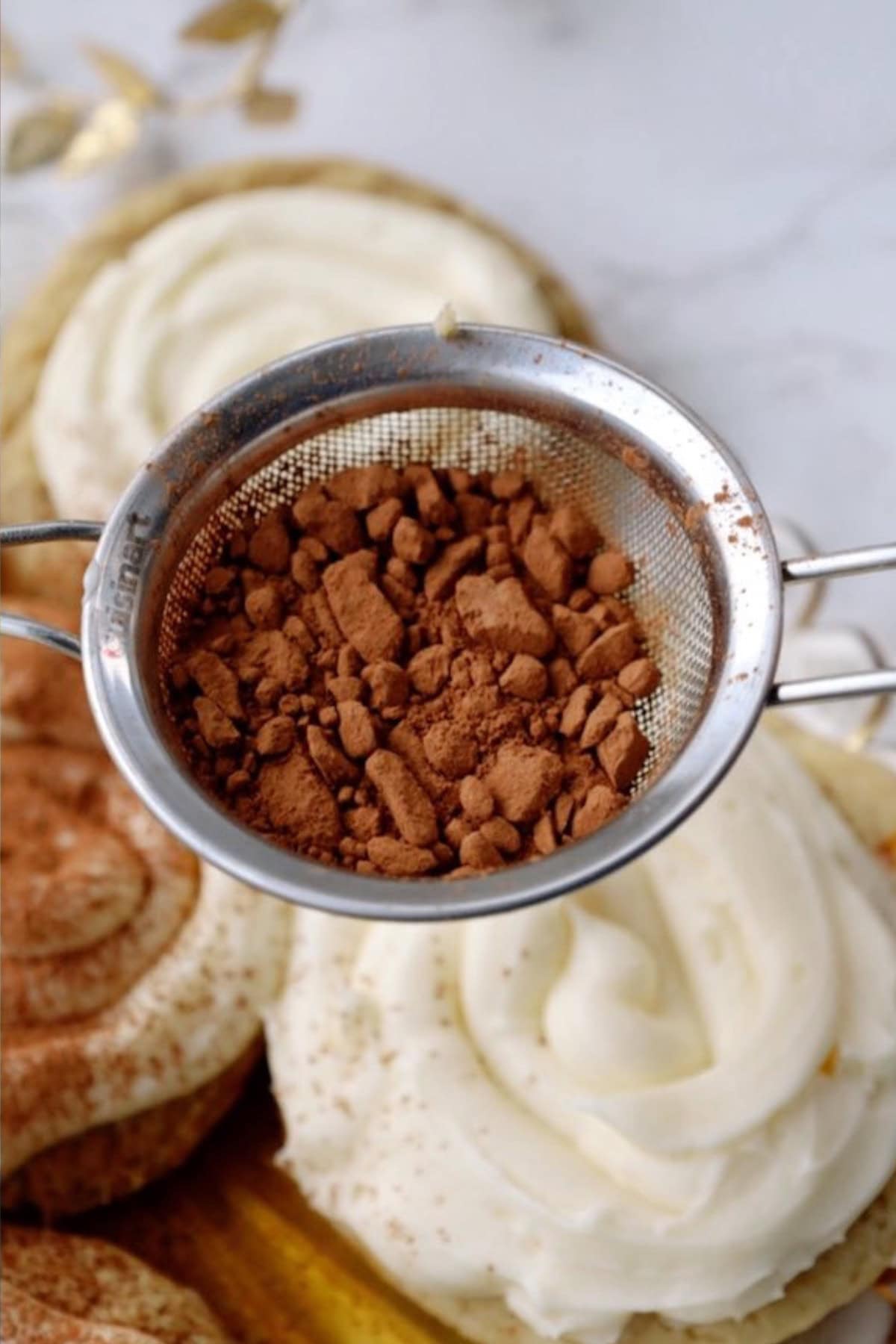 Step four: dust the tiramisu cookies with cocoa powder.