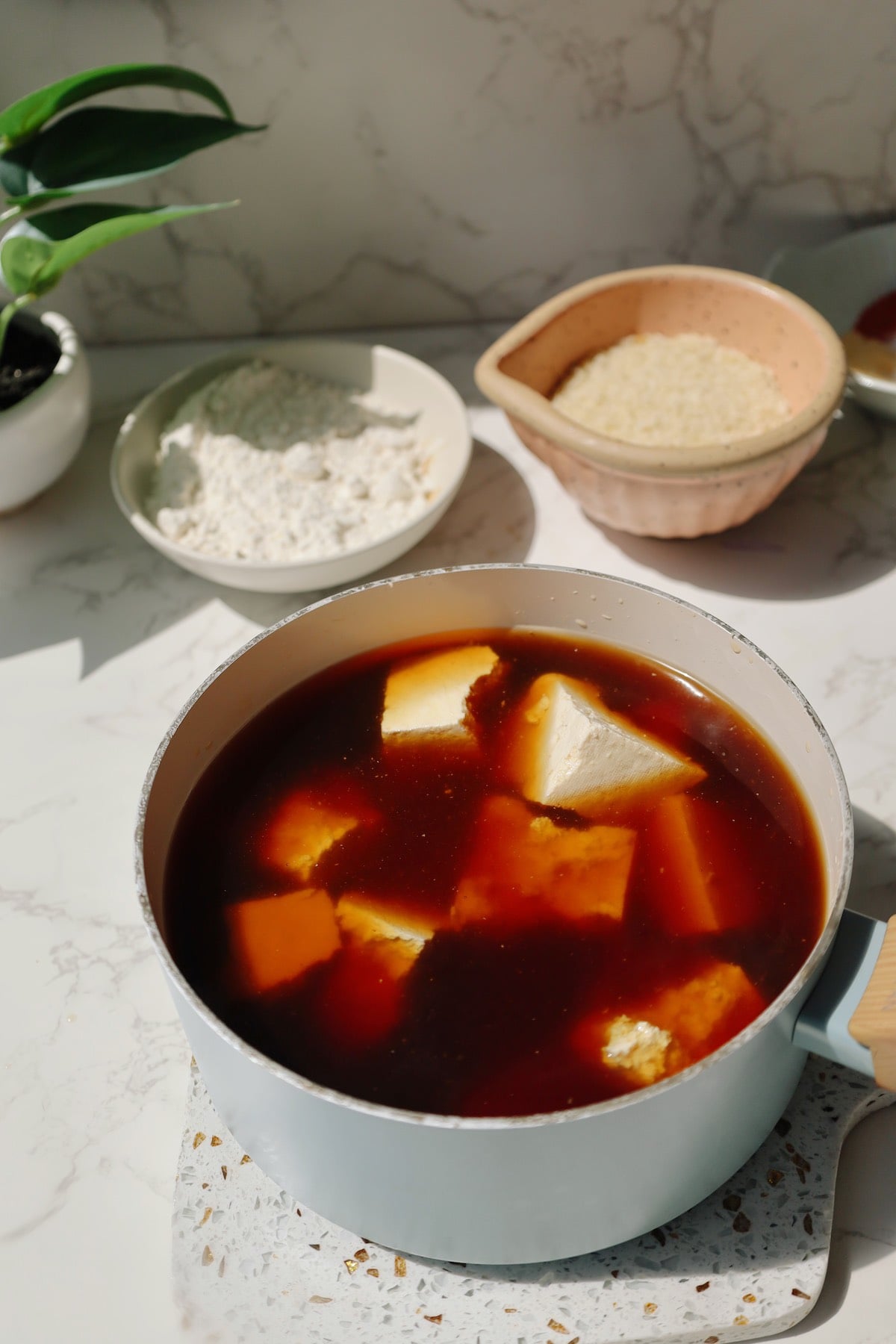 Step two: make the boiling marinade.